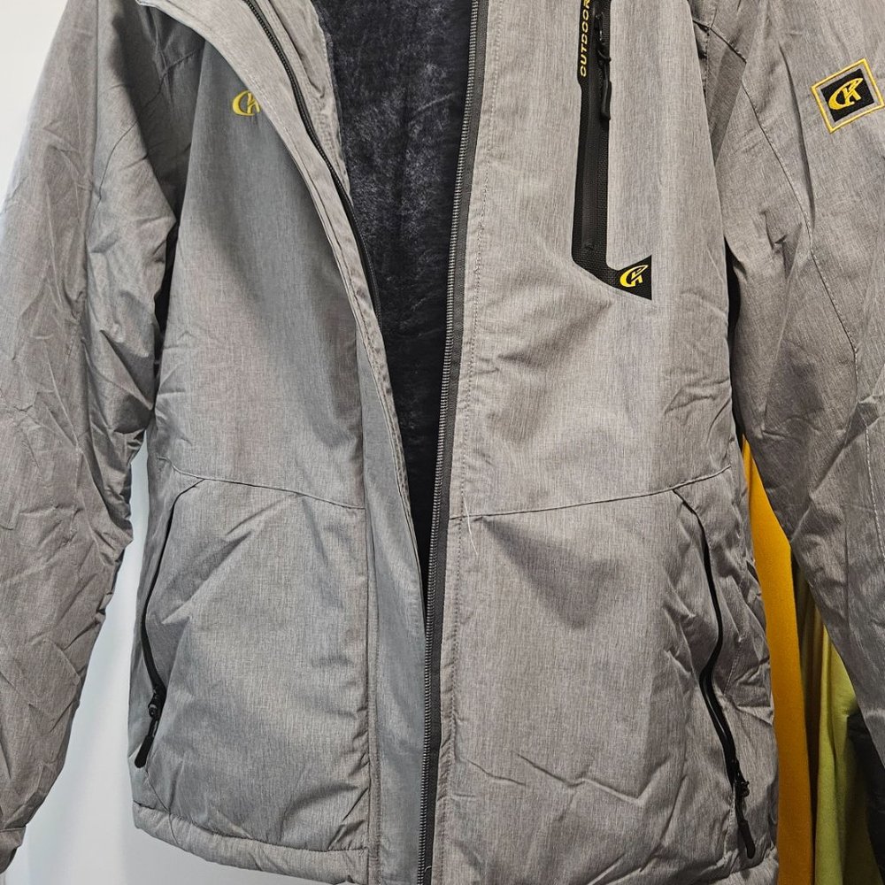 Waterproof Winter/snow Jacket - Picture 4 of 4